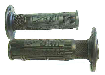 Poign�es caoutchouc Pro Grip noire -soft touch-