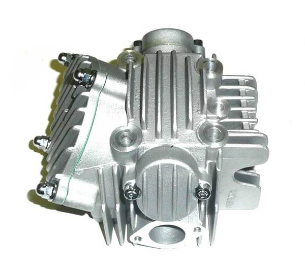 Culasse compl�te 150/160 YX/ZhongShen/GPX -goujon �chappement 8mm-